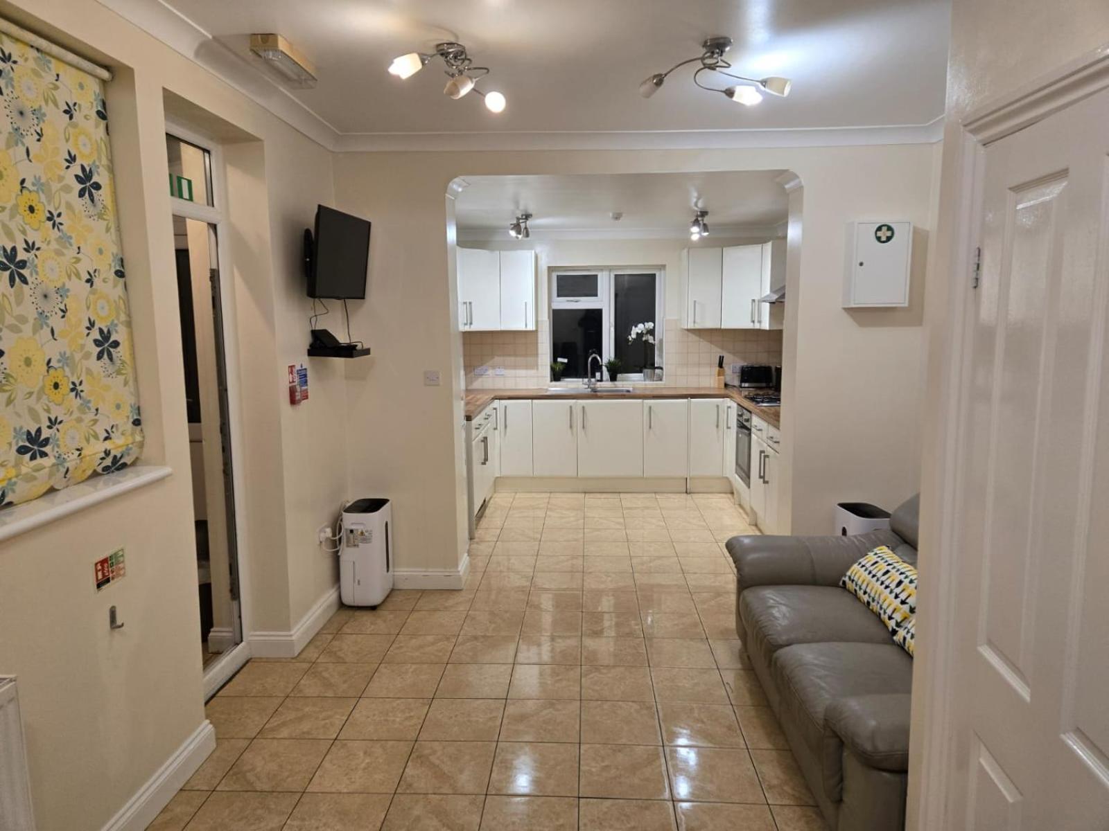 Chariss Room 5 Norwood Exterior foto